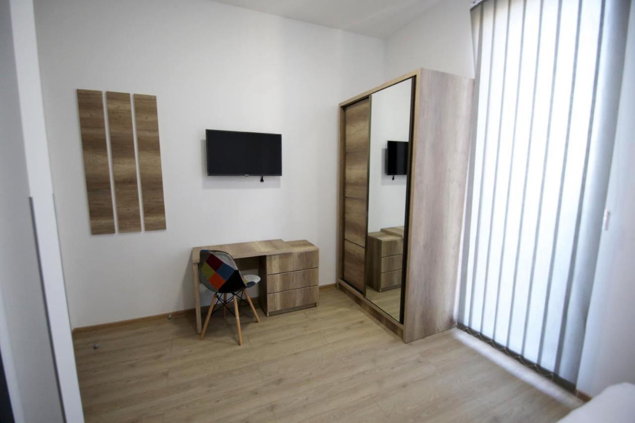 Guest House Prague Zugdidi Dış mekan fotoğraf