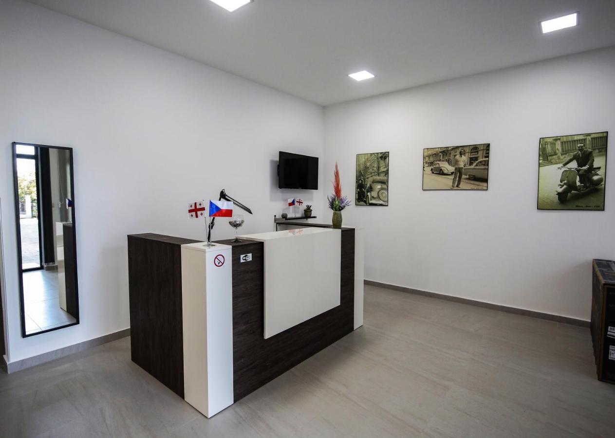 Guest House Prague Zugdidi Dış mekan fotoğraf
